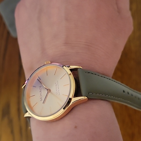 NWOT Monroe by Maestro Watch - Picture 8 of 11
